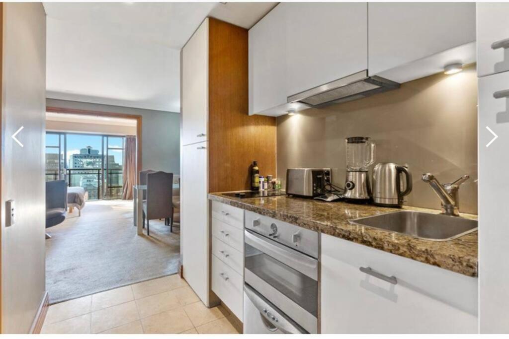 Metropolis Dream Aparthotel โอ๊คแลนด์ ภายนอก รูปภาพ